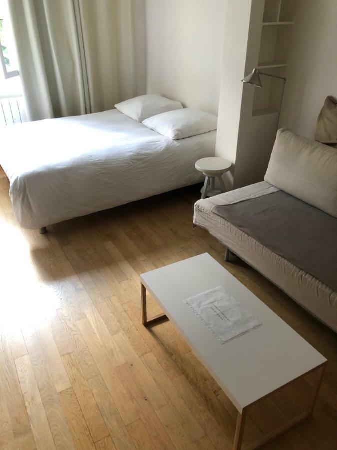 Villa Des Iris Париж Экстерьер фото