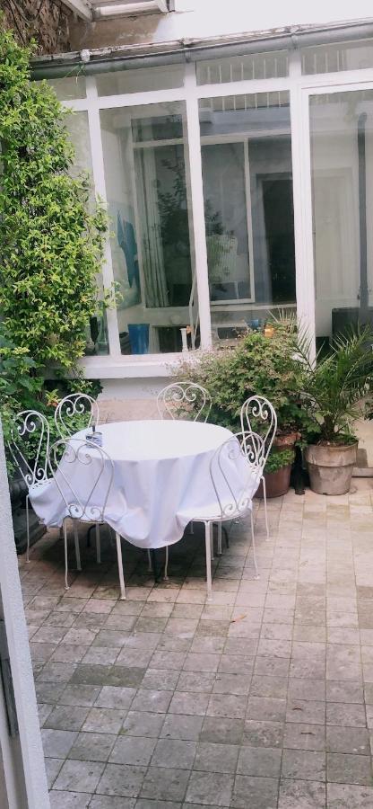 Villa Des Iris Париж Экстерьер фото
